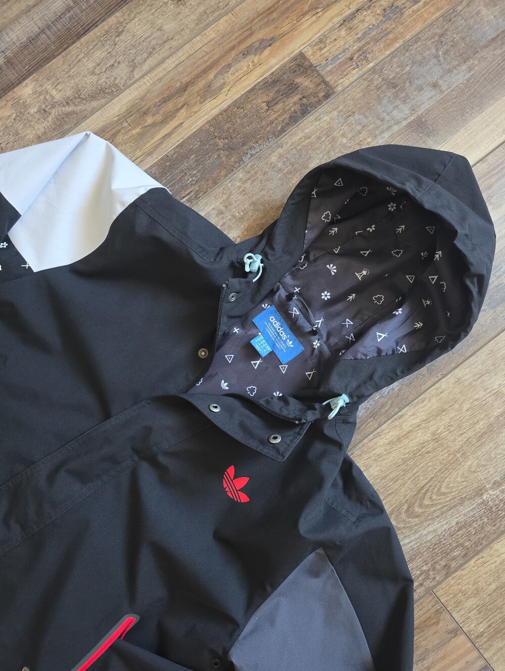 adidas Originals - Colorblock Hooded Jacket - M - Black White Red